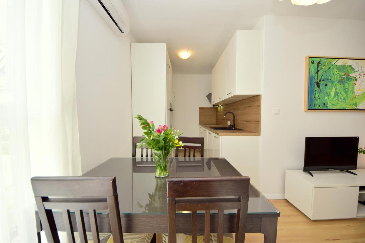 La La Land Apartment *